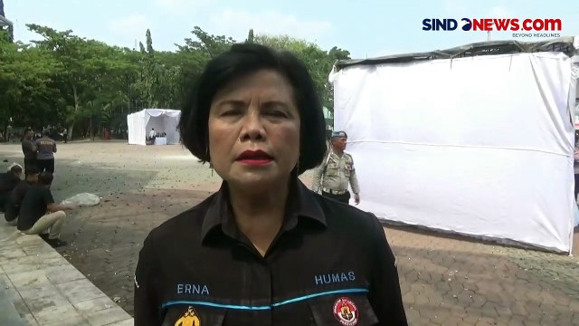Detik-Detik Pemotor Tanpa Helm Nekat Masuk Jalan Tol Jakarta-Cikampek