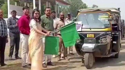 नरसिंहपुर: मतदताओं को जागरूकता करने निकाली ऑटो रैली, कलेक्टर ने दिखाई हरी झंडी