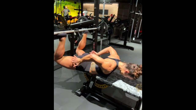 Glute Workout - Lower body glute focused, but we're also tackling quads, hamstrings and calves with this one