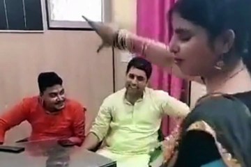 अस्पताल को बना दिया रंगमंच, फिल्मी गानों पर लगाए गए ठुमके, वीडियो वायरल
