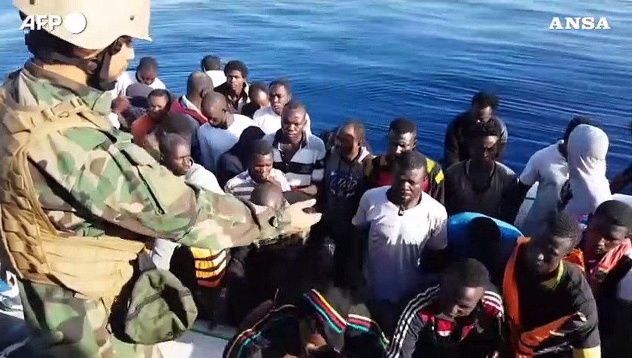 Migranti, l'allarme dell'Ue: "Oltre un milione di richieste d'asilo nel 2023"