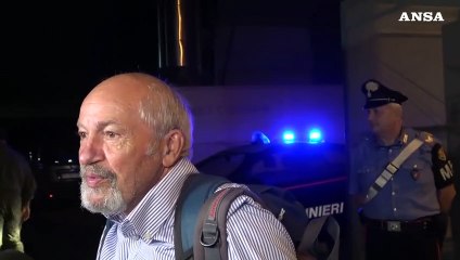 Israele, le lacrime di una mamma al rientro in Italia: "Grazie, avete salvato i bambini"