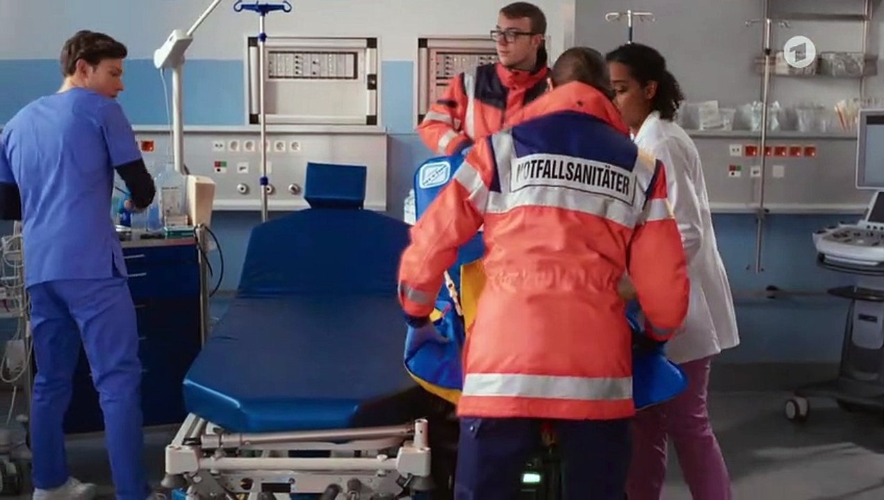 In aller Freundschaft - Die jungen Ärzte: Scheidewege | Folge 351