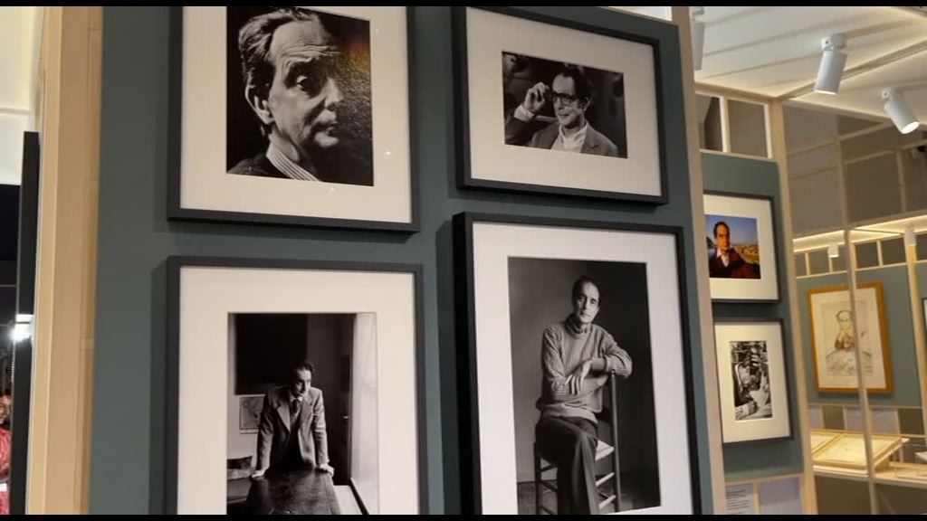 Video Cent'anni dalla nascita di Italo Calvino, una mostra alle Scuderie