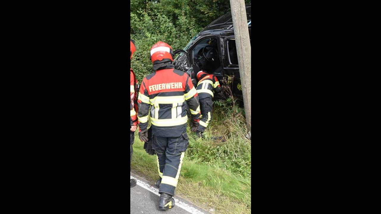 Autounfall auf der A94: Sieben Menschen sterben