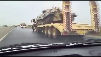 İran ordusu, Irak sınırına tank ve zırhlı araç sevkiyatı yapıyor
