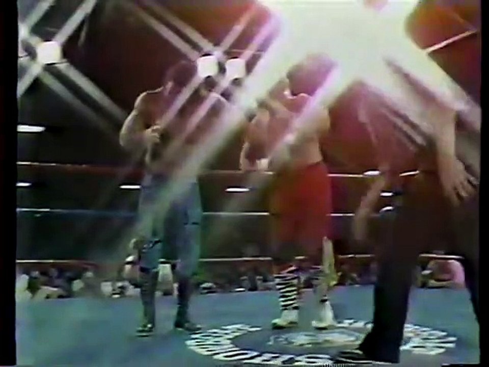 The Midnight Rockers vs Paul Diamond & Pat Tanaka