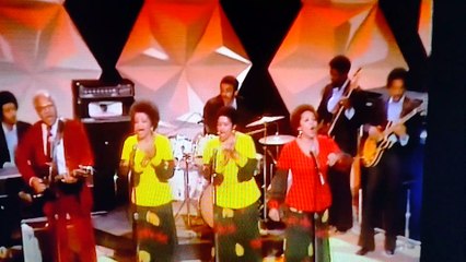 Staple Singers 1973 Oh La Di Da Live