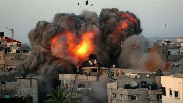 Israeli aircraft dropped 750 bombs on the Gaza Strip overnight