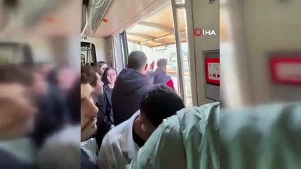 İstanbul’da durak boks ringine döndü