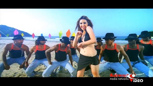 Sura Sura Sundari Full Kannada HD Video Song | Govindaiya Namaha Movie | Komal Kumar, Parul Yadav