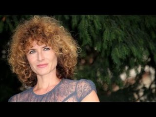 Ici tout commence : les réactions troublantes des fans d'Elsa Lunghini au sujet de...