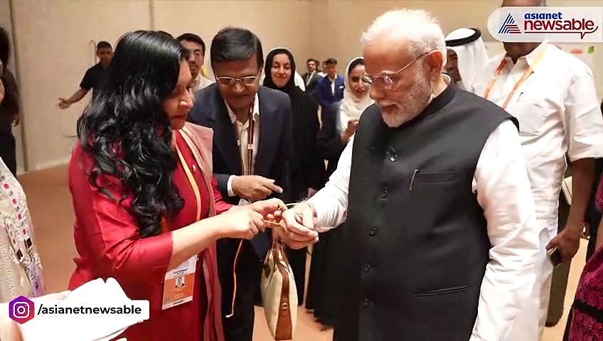 Symbol of friendship: Ana Lilia Rivera ties Rakhi on PM Modi's hand at P20 Summit | WATCH