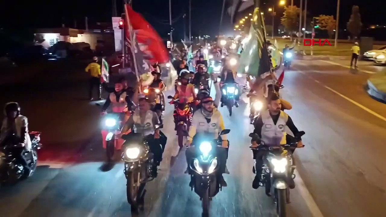 Dünya genelinde yüz binlerce kişi Filistinlilere destek için toplandı, gıyabi cenaze namazları kılındı