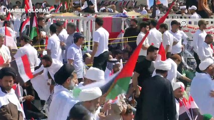 Iraklılar Tahrir Meydanı'nda toplanarak Filistinlilere destek gösterisi yaptı