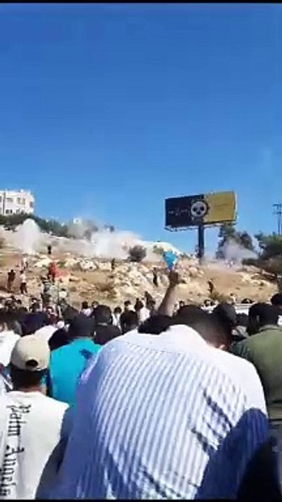 Jordanian  security forces used a lot of tear gas as Jordanians went to the Israel border to support Gaza. #Gazagenocide #Isarael #IsraelPalestineConflict #palastine #غزة_الآن #طوفان_الاقصى_ #GazaUnderA