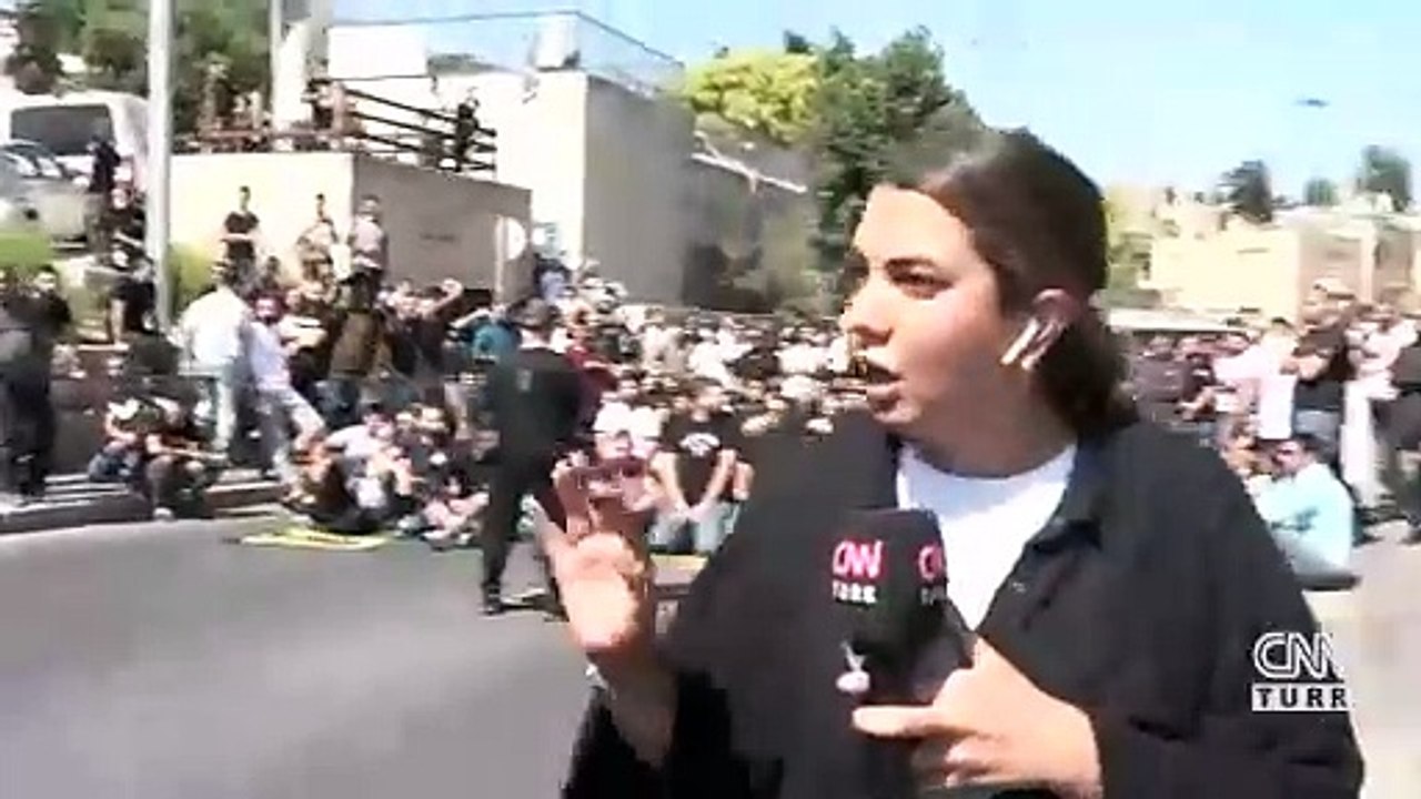 İsrail polisi canlı yayında CNN Türk'ten Fulya Öztürk ve Halil Kahraman'a müdahale etti