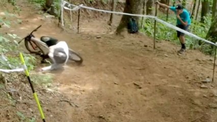 Young rider twists into a scorpion shape after bike's rim snaps *NASTY FAIL*