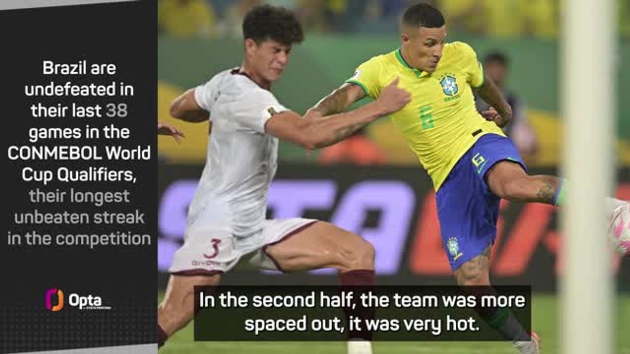 Diniz condemns Brazil fans for throwing popcorn at Neymar