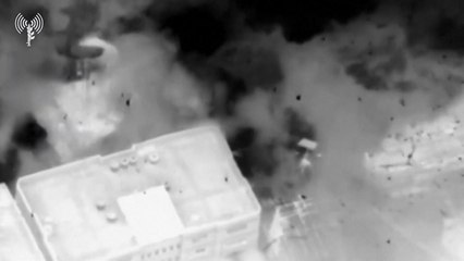 이스라엘, 하마스 지하터널·군사시설 공습 영상 공개 / YTN