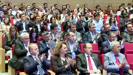 Le président de la RTCN, Ersin Tatar, a visité l'Académie diplomatique d'Azerbaïdjan