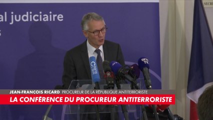 Tải video: Jean-François Ricard : «À cette heure, nous dénombrons une victime qui est décédée, et trois autres victimes qui sont blessées»