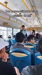 "Rapero de día, estudiante universitario de noche"