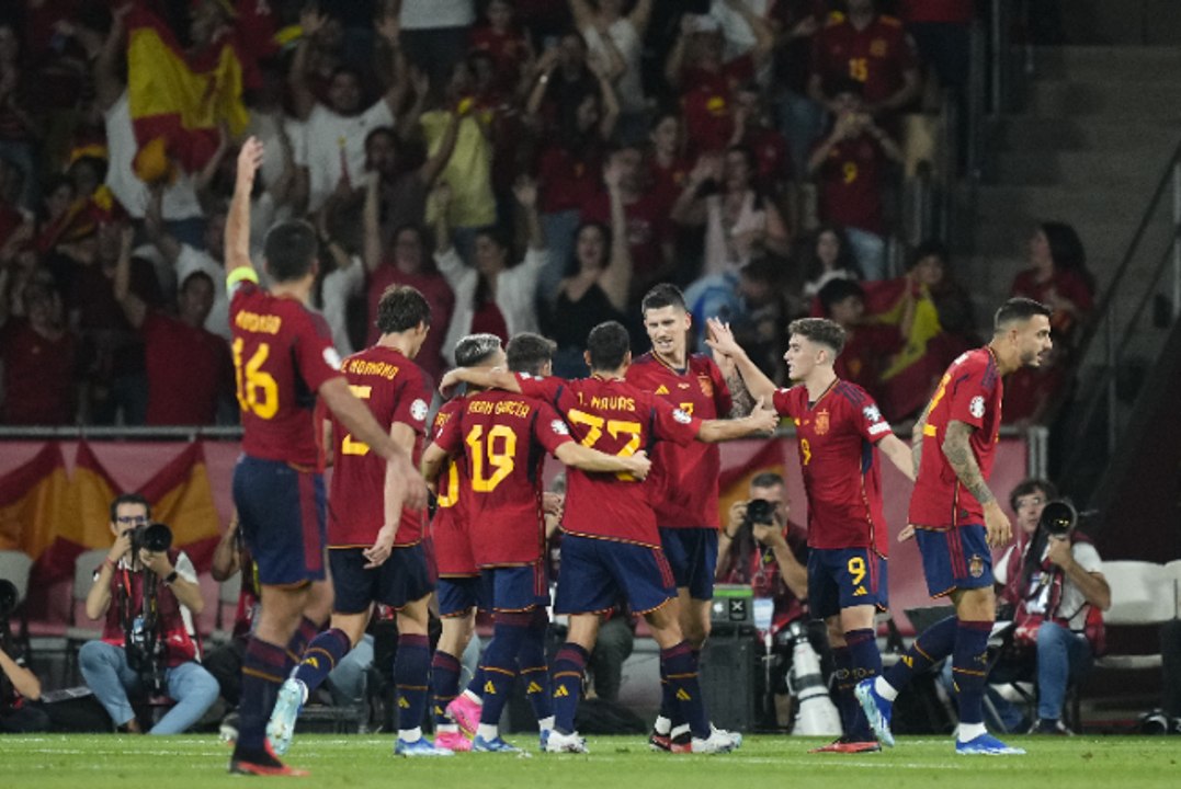 "Cuando una selección empieza a ser un equipo, se puede aspirar a algo importante": Jabois explica la 'mejor noticia' para De la Fuente