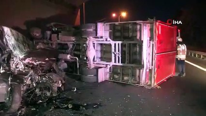 Un véhicule fourgon est entré en collision avec un camion à Esenler : 3 blessés