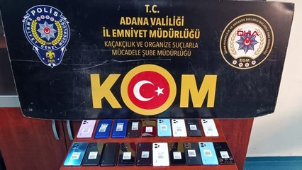Adana'da Gümrük Kaçağı Cep Telefonları Rahlelerin İçinde Bulundu