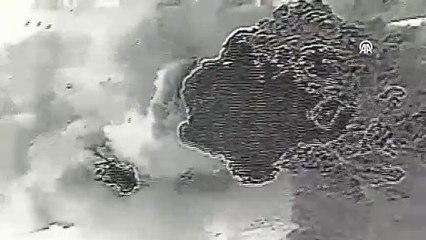 İsrail savaş uçakları da Gazze'nin tüm bölgelerini gece boyu vurmaya devam etti.