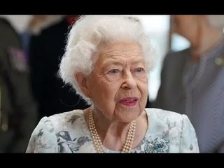 Non viaggiare": la regina ha consigliato di fare un grande cambiamento nella tradizione reale man ma