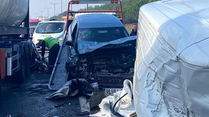 Anadolu Otoyolu'nda Zincirleme Kaza: 3 Kişi Yaralandı