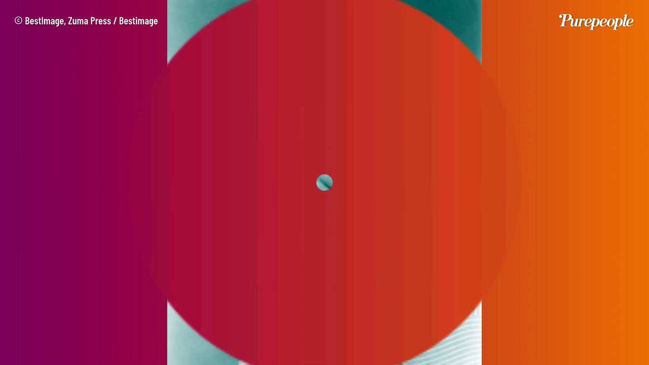 Roger Moore victime de violences conjugales par deux de ses femmes : "J'avais toujours plus de cicatrices"