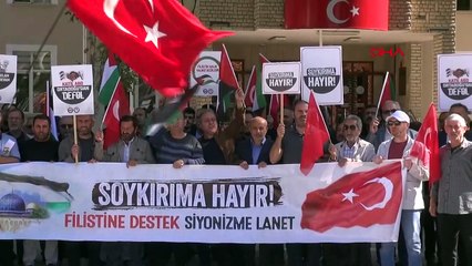 L'officier Sen Tokat a condamné les attaques d'Israël contre les Palestiniens