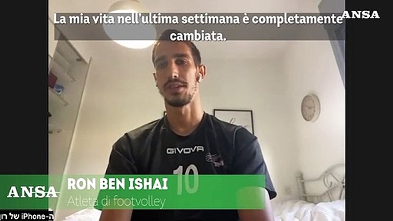 Israele, il campione di footvolley: "Mandiamo cibo e vestiti ai soldati per dare loro forza"