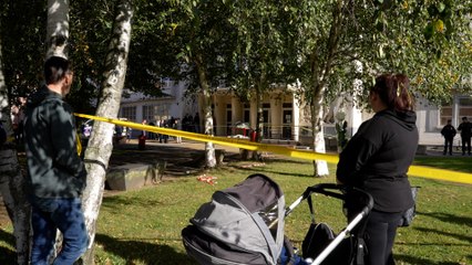 « Son héroïsme a sauvé des gens » : à Arras, l’hommage des élèves et des profs à Dominique Bernard