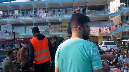 شاهد: نساء وأطفال وشيوخ دون مأوى أو طعام.. الفلسطينيون النازحون يتكدسون في جنوب قطاع غزة