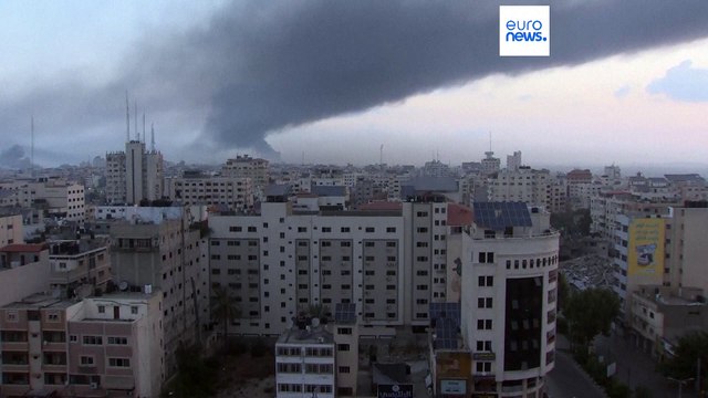 Attacchi israeliani su Gaza: Pronti per l'operazione di terra . Hamas: Uccisi nove ostaggi