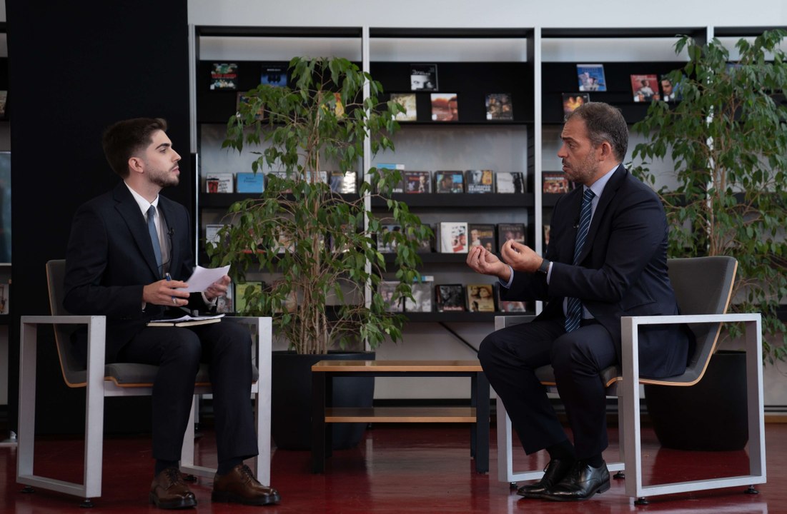 Governo “disponível para encontrar soluções” para a VCI. Entrevista exclusiva com Duarte Cordeiro