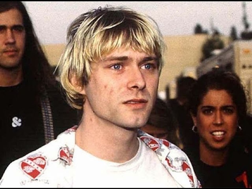 Six cheveux de Kurt Cobain ont été vendus aux enchères pour… 14 000 dollars Vidéo Dailymotion