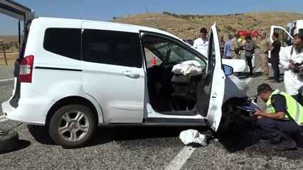 8 personnes ont été blessées dans une collision frontale à Batman