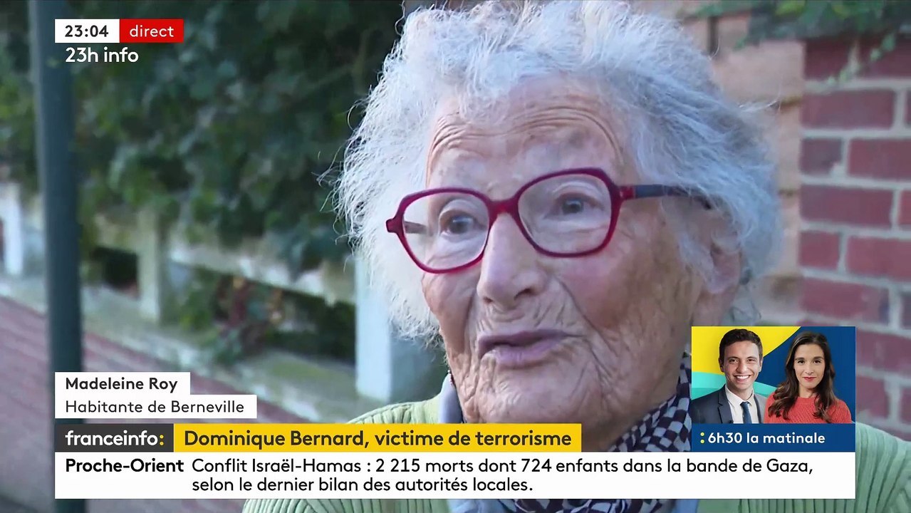 Attaque d'Arras : Regardez l'émotion des proches et des élèves du professeur assassiné par un terroriste devant son lycée