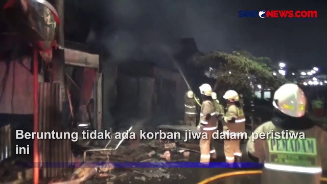 5 Kios dan 1 Rumah Warga Hangus Terbakar, Api Diduga dari Kios Bensin Eceran