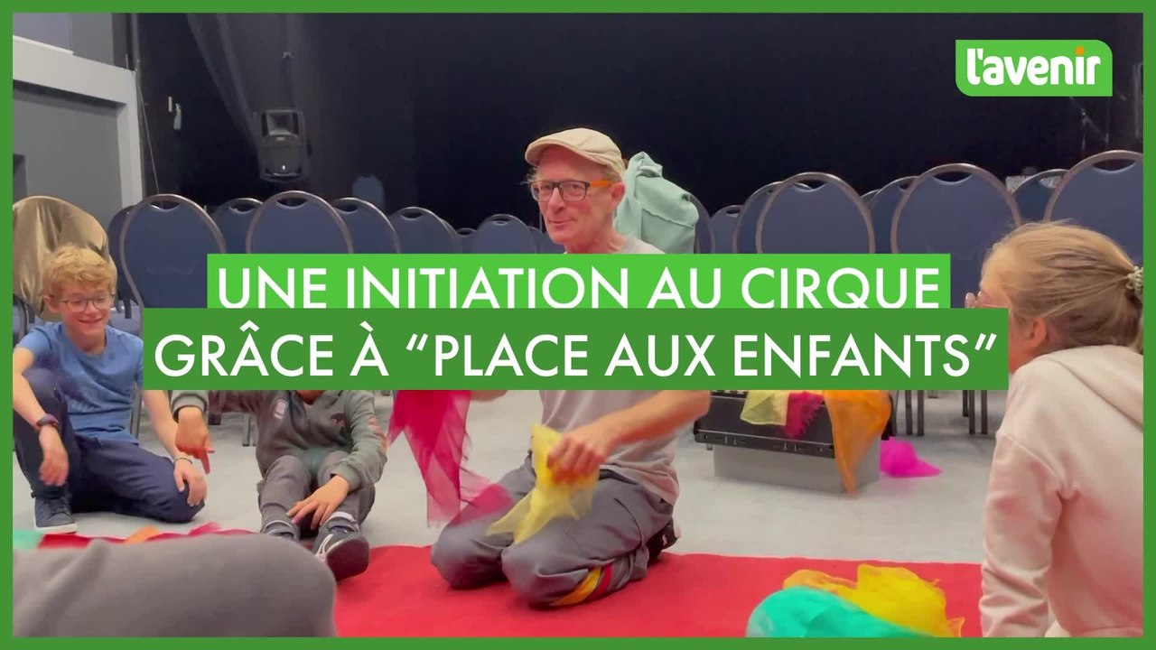 Une initiation au cirque grâce à "Place aux enfants"