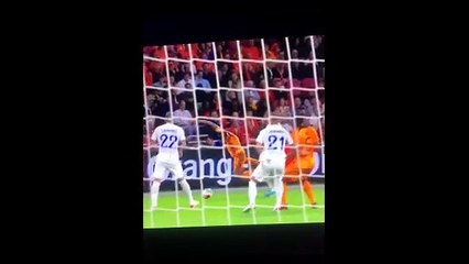 Mbappé se moque d'un adversaire face aux Pays-Bas, la vidéo amuse