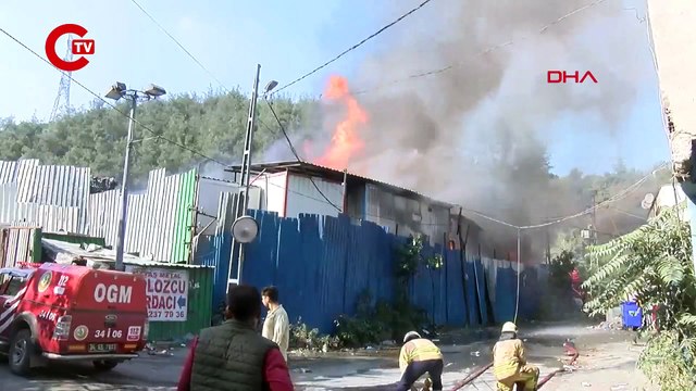 Sarıyer'de kağıt deposunda yangın