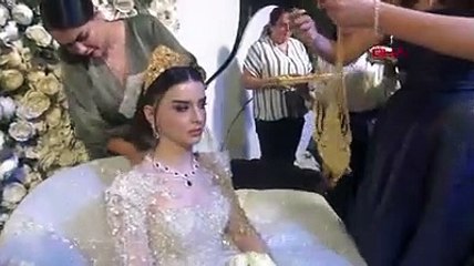 Aşiret düğününde takı şov! Yağmur gibi yağdı