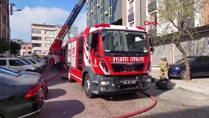 Sultangazi'de İplik İmalathanesinde Yangın Çıktı