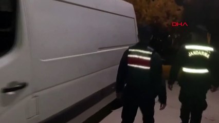 Ezine'de Kaçak Göçmen Operasyonu: 8 Göçmen Yakalandı